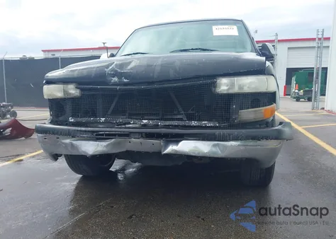 2000 Chevrolet Silverado 1500 Lt from USA, damaged, VIN 2GCEC19T2Y1383102